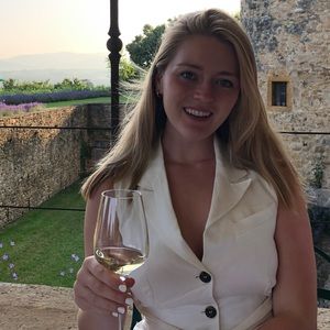 Meet your Posher, Kelly ann